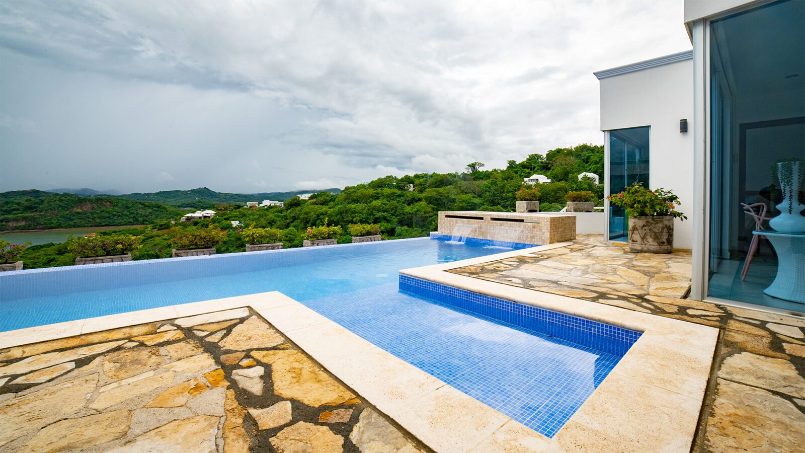 Infinity Pool overlooking Pacific Marlin