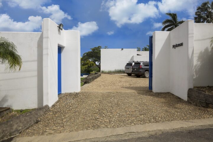 Casa Mykonos Exterior Entry Way